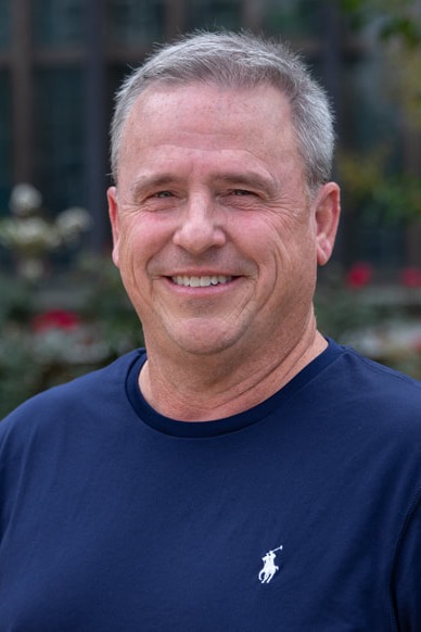 Portrait of Dr. Chad Bush